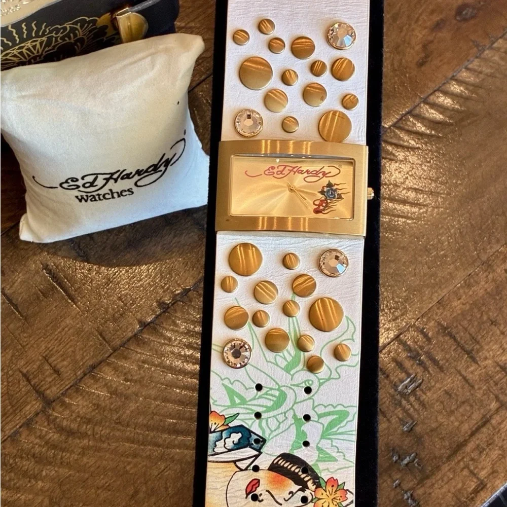 Ed Hardy Gold and White Smartwatch